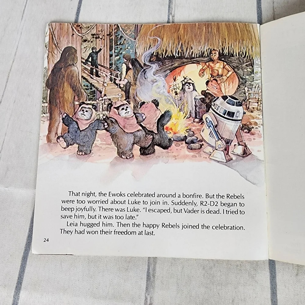 1983 Star Wars  Return of the Jedi The Ewoks Join The Fight Softcover Book - Picture 11 of 13